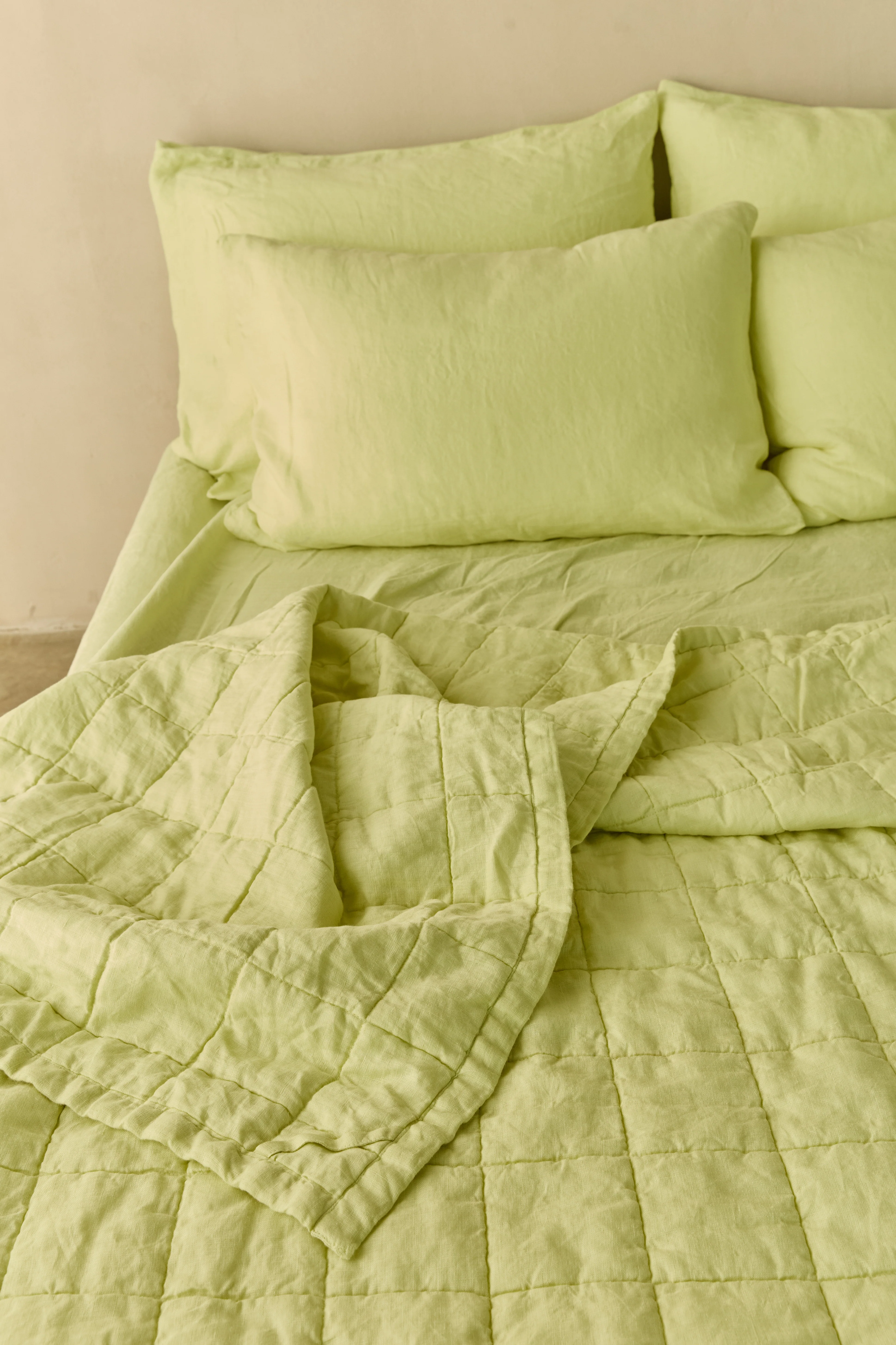 שמיכת קווילט פשתן Lime Breeze - Image 2